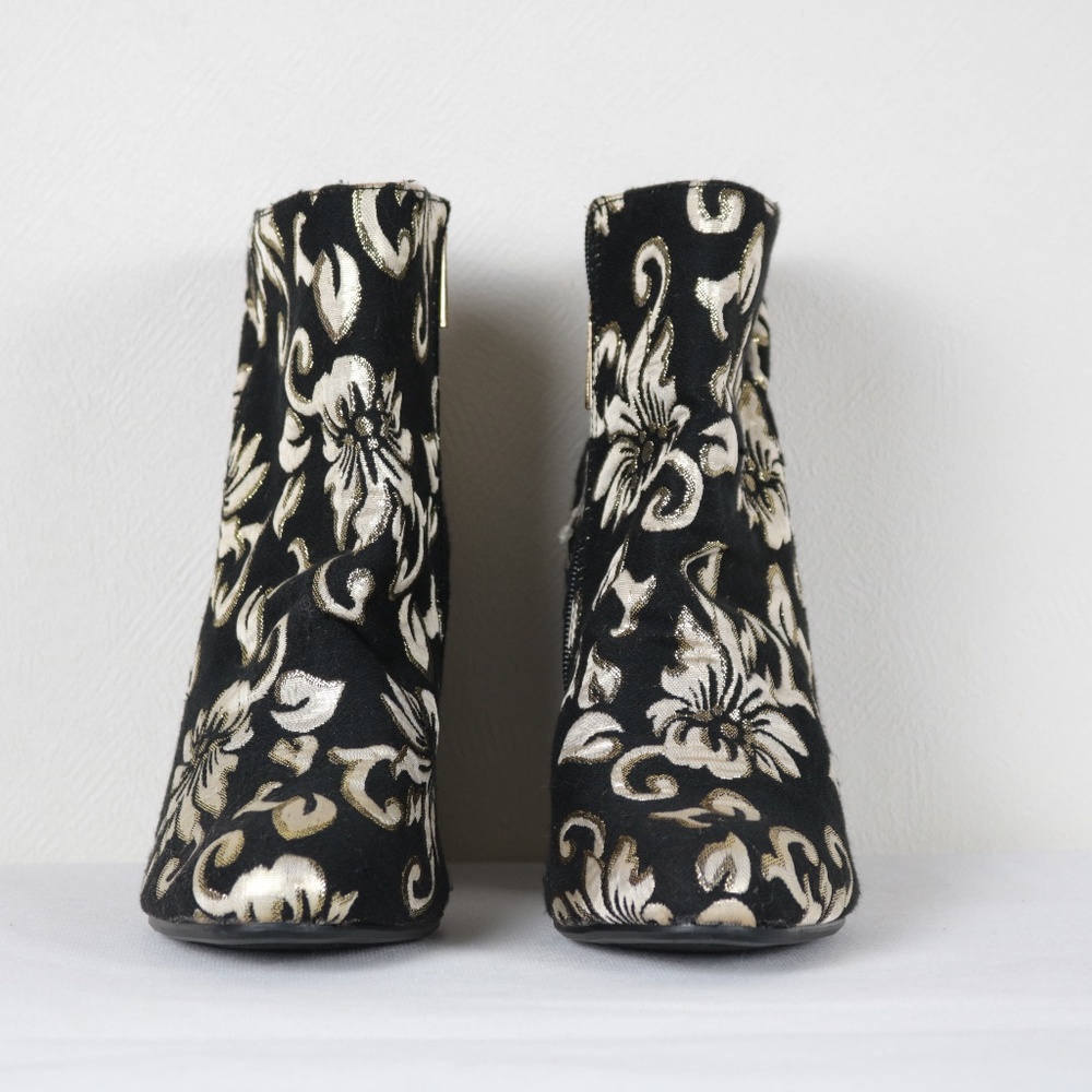 NWT Bamboo Nameste Womens Black Gold Floral Ankle Block Heel Booties Size 8 - Picture 3 of 8